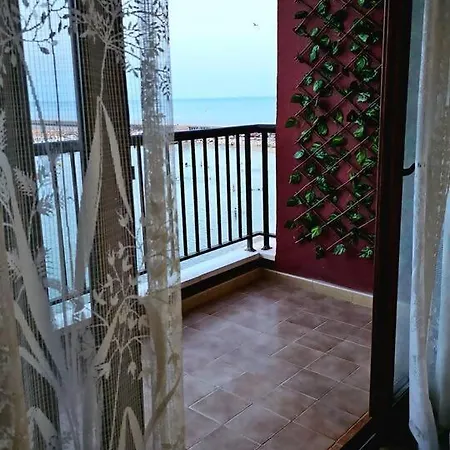 Un Salto Y A La Playa Apartment